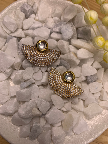 Mehira Kundan Studs